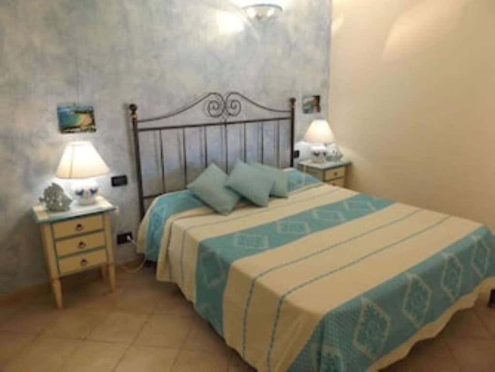 Bellissima Alessandra Grande Piscina Privata Giardino Bq Posto Auto Tanaunella