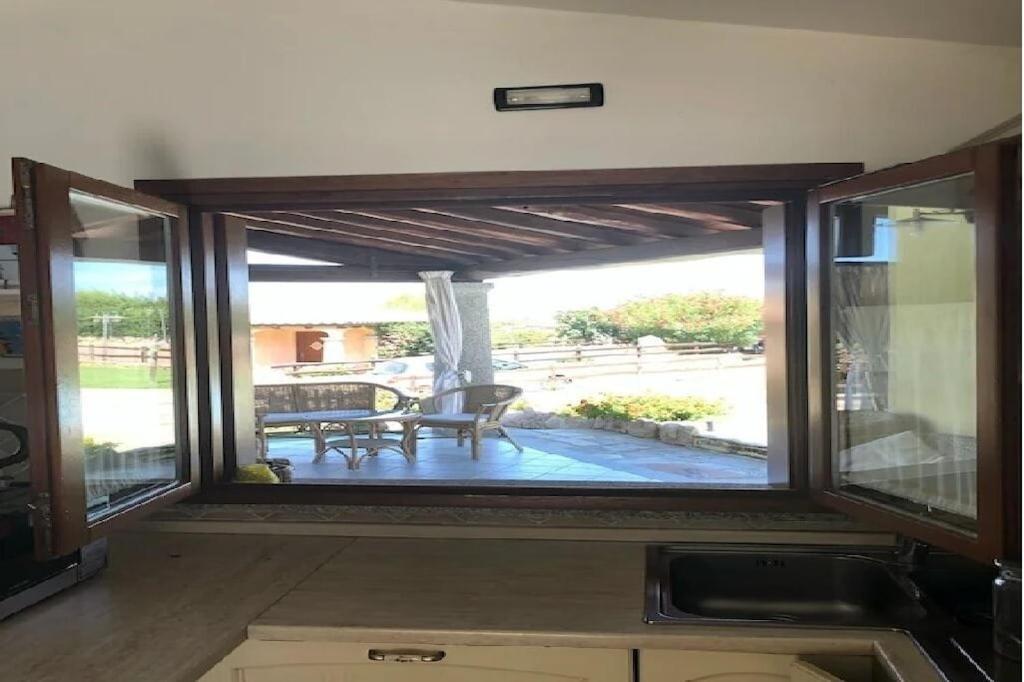 Villa Bellissima Alessandra Grande Piscina Privata Giardino Bq Posto Auto Tanaunella