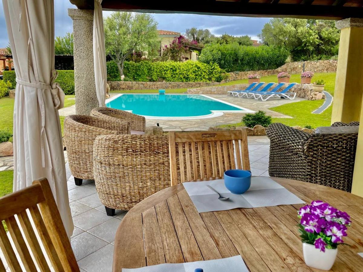 Bellissima Alessandra Grande Piscina Privata Giardino Bq Posto Auto Tanaunella