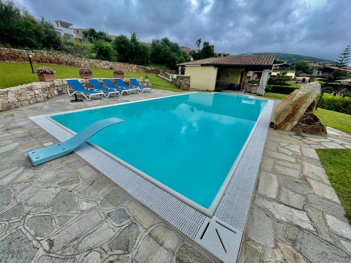 Bellissima Alessandra Grande Piscina Privata Giardino Bq Posto Auto Villa Tanaunella