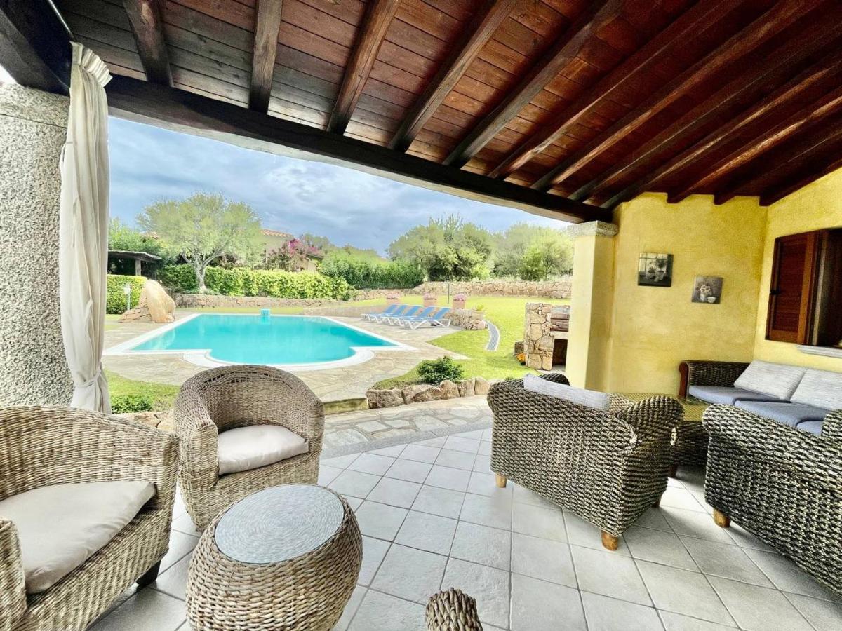 Bellissima Alessandra Grande Piscina Privata Giardino Bq Posto Auto Tanaunella