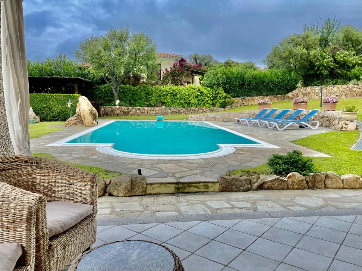 Bellissima Alessandra Grande Piscina Privata Giardino Bq Posto Auto Tanaunella